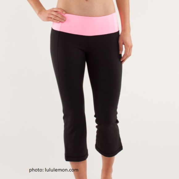 lululemon athletica Pants - Lululemon Gather and Crow Crop NWOT
